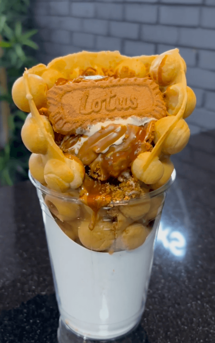 Bubble waffle with ice cream