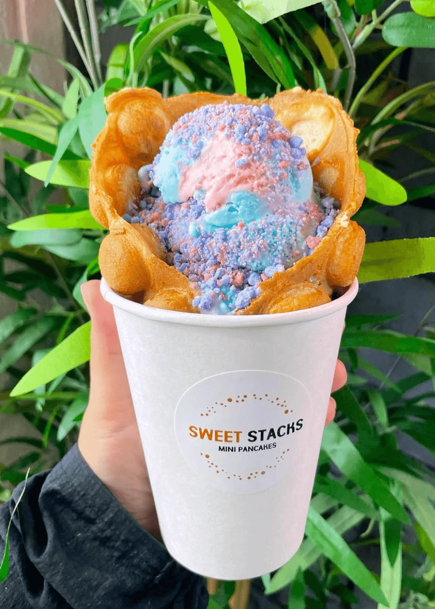 Waffle with toppings